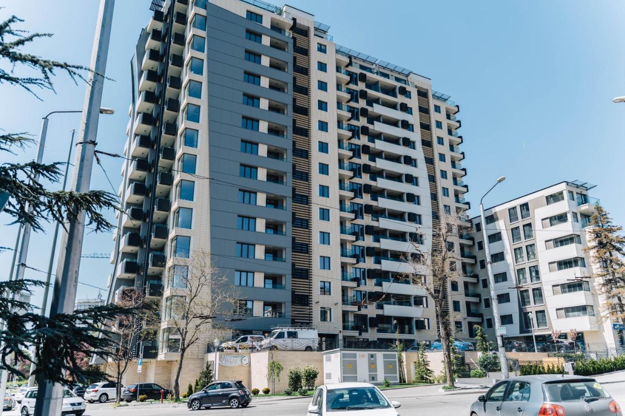 Location,sea ​​view And Luxury In Symphony Varna