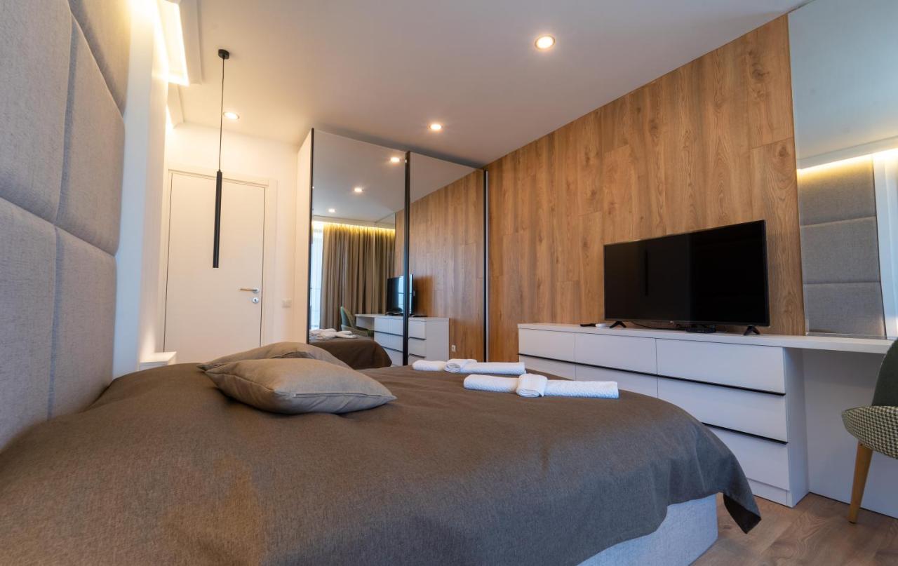Apartment Location,sea ​​view And Luxury In Symphony Varna